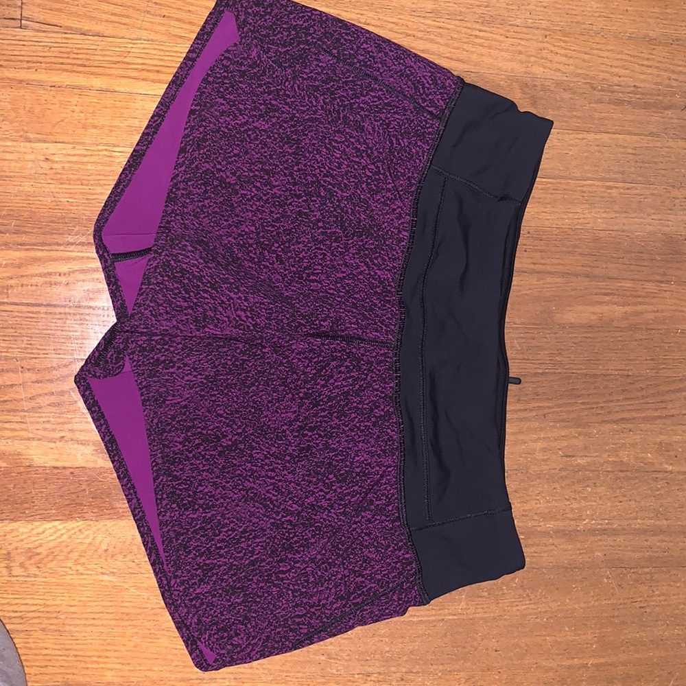 Lululemon patterned running shorts!